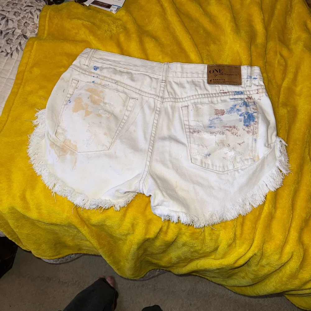 One Teaspoon Cocoa Cash Bandits White Painted  Jean Shorts - Picture 7 of 16